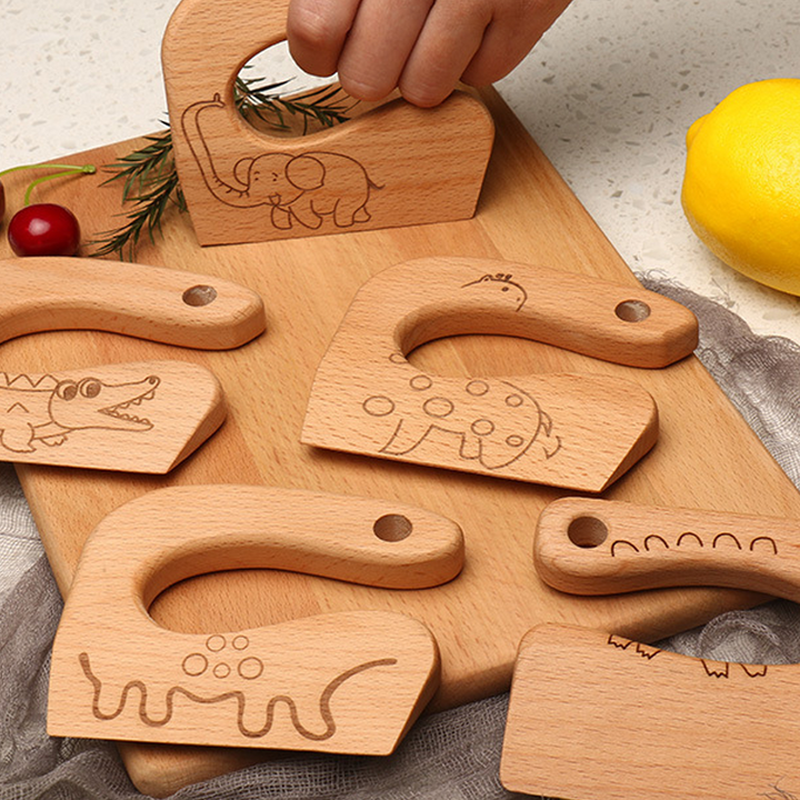 Safe Montessori Children's Knife in Natural Wood
