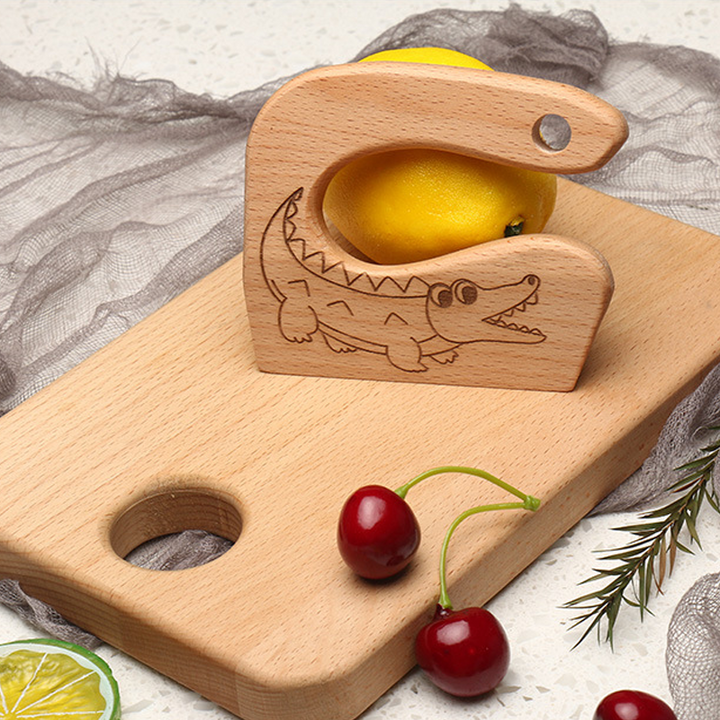 Safe Montessori Children's Knife in Natural Wood