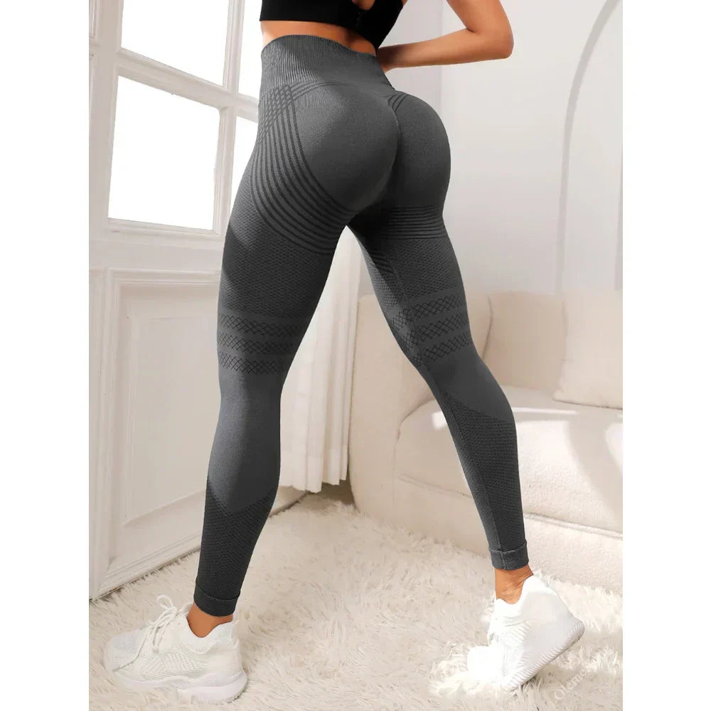 Seamless High-Waist Curve-Shaping Leggings for Fitness and Yoga